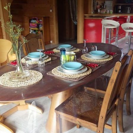 Chalet Familial En Bois A 150 M De La Mer Santec 外观 照片