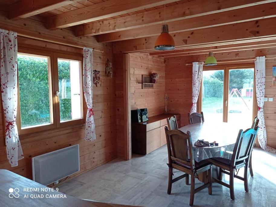 Chalet Familial En Bois A 150 M De La Mer Santec 外观 照片